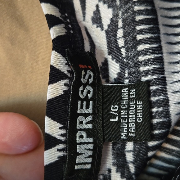 IMPRESS  sleeveless jumpsuit with black and white geometric print. Women's L - Picture 2 of 5